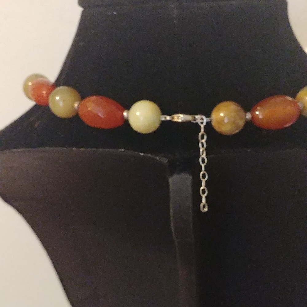 18-in with one and a half-in extender all natural stone necklace. - Picture 3 of 3